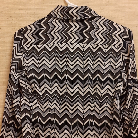 Button down blouse - Picture 4 of 4